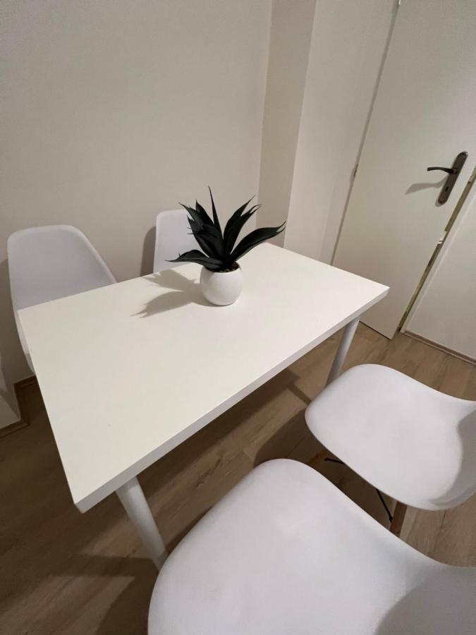 Apartmany Soukenicka Прага Экстерьер фото